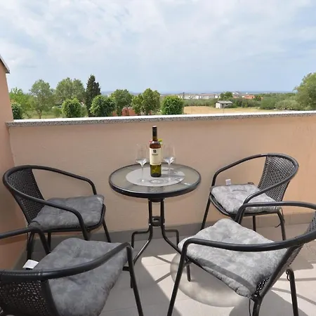 Apartment Bellevue * Vodnjan